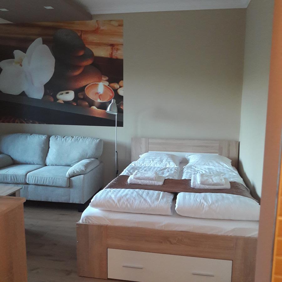 Studio 18 Apartman Kazincbarcika Zewnętrze zdjęcie