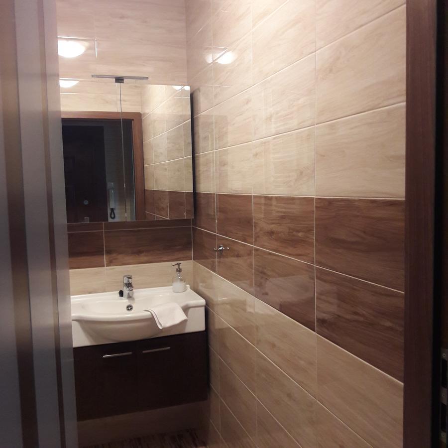 Studio 18 Apartman Kazincbarcika Zewnętrze zdjęcie